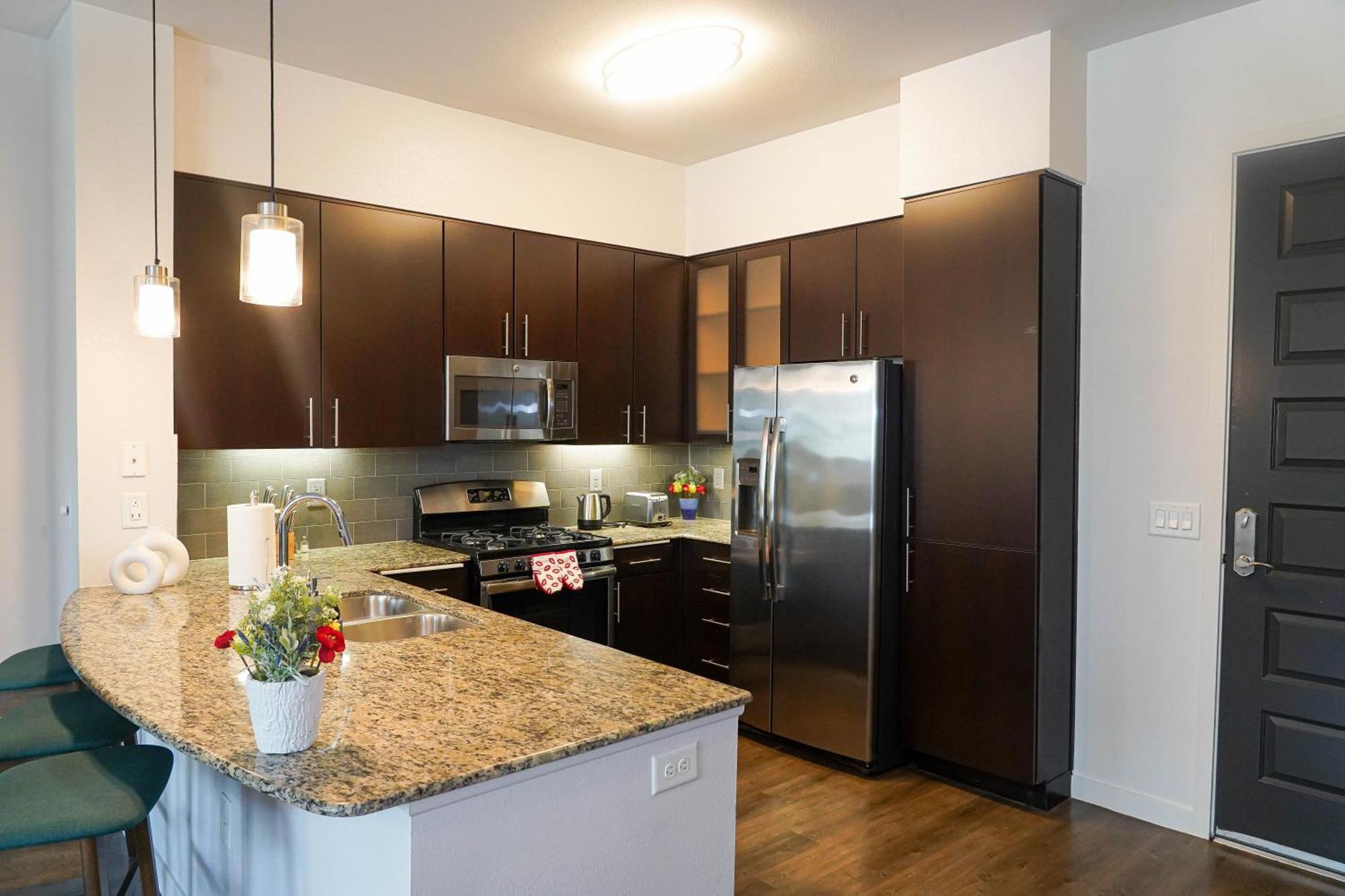 Lux 2 Bedroom In Woodland Hills Apartment Los Angeles